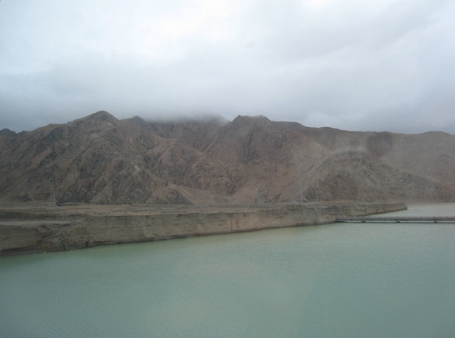 train from Xining to Lhasa