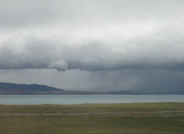train from Xining to Lhasa