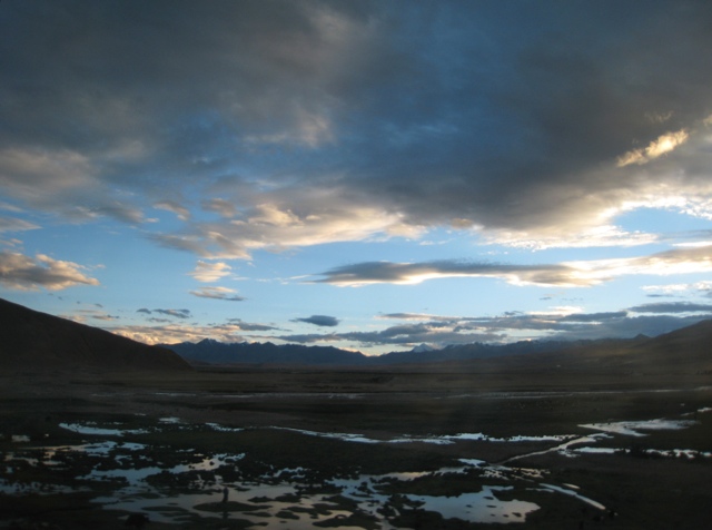 train from Xining to Lhasa