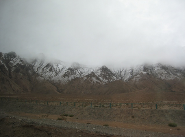 train from Xining to Lhasa