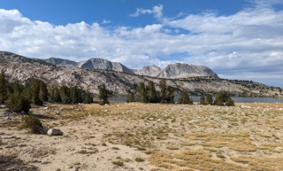 Evelyn Lake Backpacking 2022
